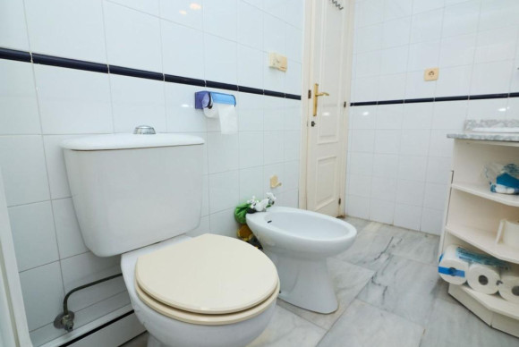 Reventa - Apartamento / piso - Torrevieja - torrevieja