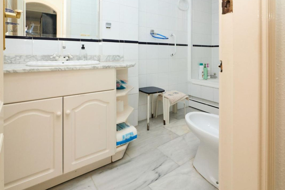 Reventa - Apartamento / piso - Torrevieja - torrevieja