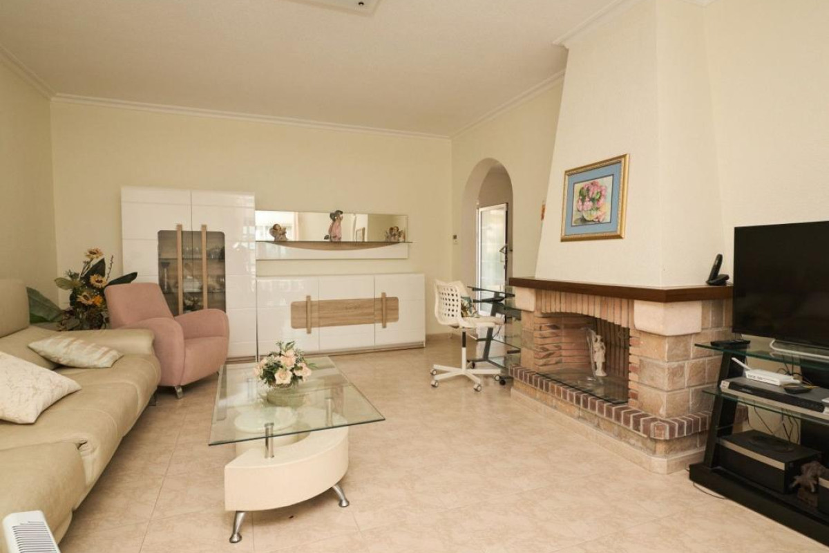 Resale - Villa - Rojales