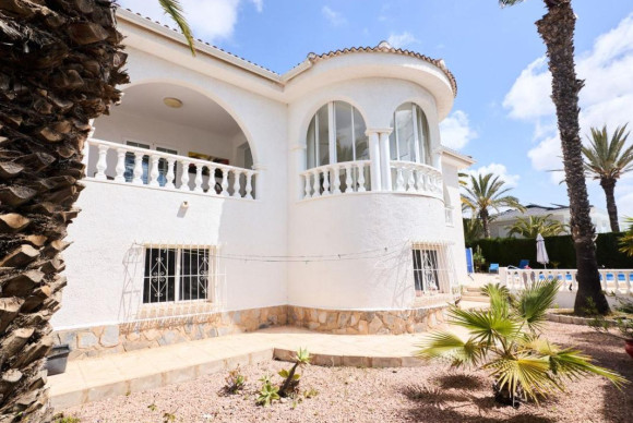 Resale - Villa - Rojales
