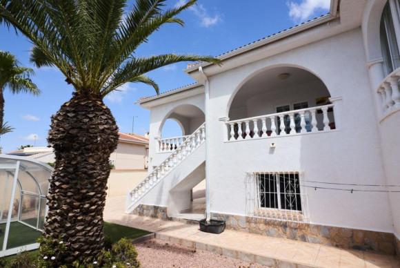 Resale - Villa - Rojales