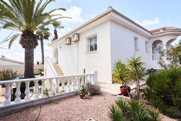 Resale - Villa - Rojales