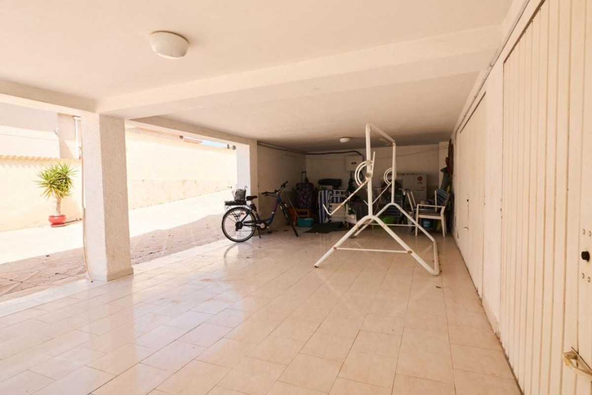 Resale - Villa - Rojales
