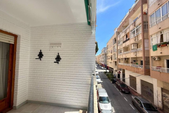 Reventa - Apartamento / piso - Torrevieja - torrevieja