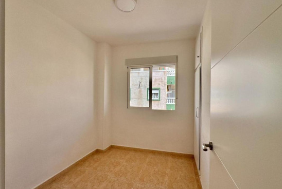 Herverkoop - Appartement  - Torrevieja - torrevieja