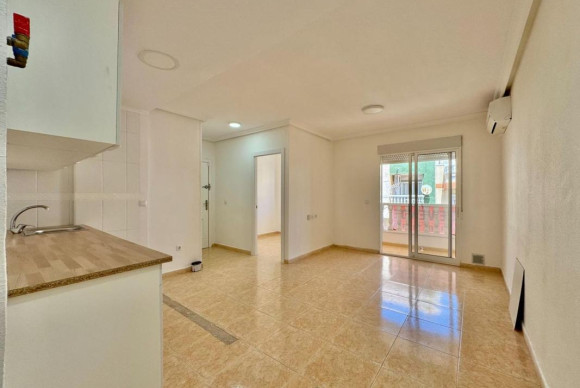 Herverkoop - Appartement  - Torrevieja - torrevieja