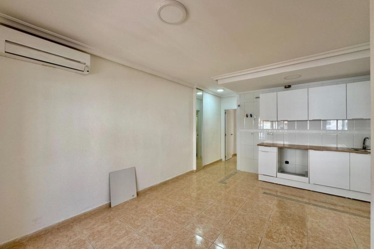 Herverkoop - Appartement  - Torrevieja - torrevieja
