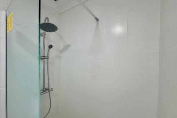 Herverkoop - Appartement  - Torrevieja - torrevieja