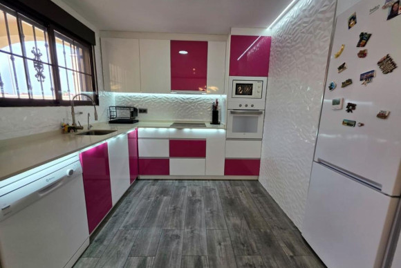 Herverkoop - Villa - Torrevieja - torrevieja