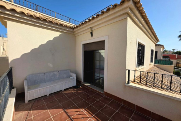 Herverkoop - Villa - Torrevieja - torrevieja
