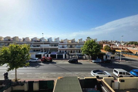 Herverkoop - Villa - Torrevieja - torrevieja