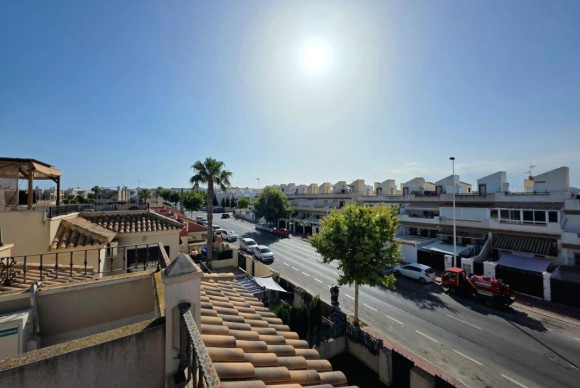 Herverkoop - Villa - Torrevieja - torrevieja