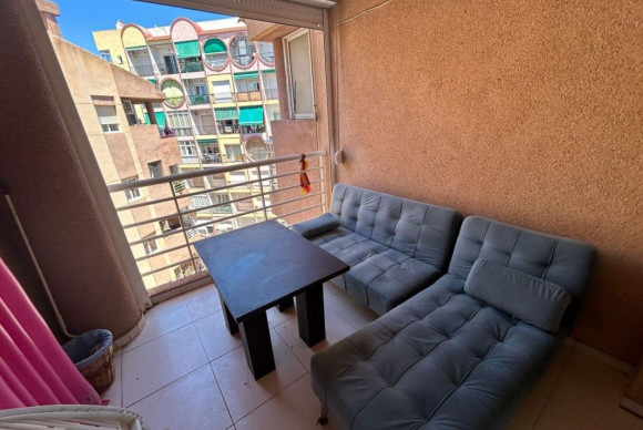 Reventa - Apartamento / piso - Torrevieja - torrevieja