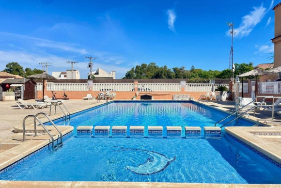 Resale - Apartment  - Torrevieja - torrevieja