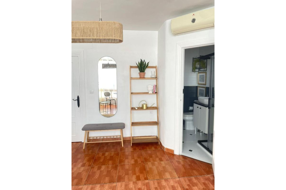 Resale - Apartment  - Torrevieja - torrevieja