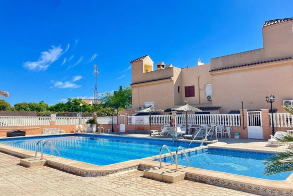 Resale - Apartment  - Torrevieja - torrevieja