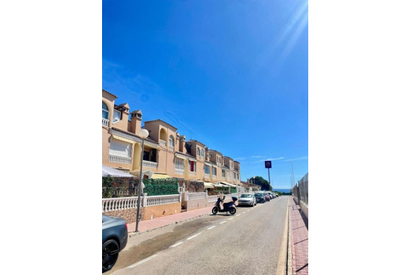 Resale - Apartment  - Torrevieja - torrevieja