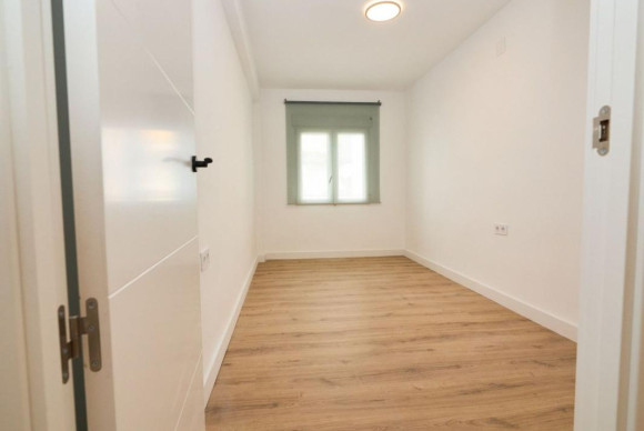 Reventa - Apartamento / piso - Torrevieja - torrevieja