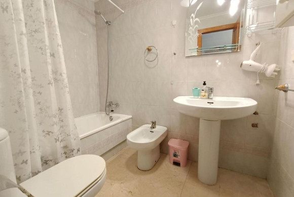 Resale - Apartment  - Torrevieja - torrevieja