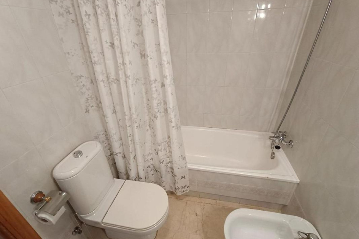 Resale - Apartment  - Torrevieja - torrevieja