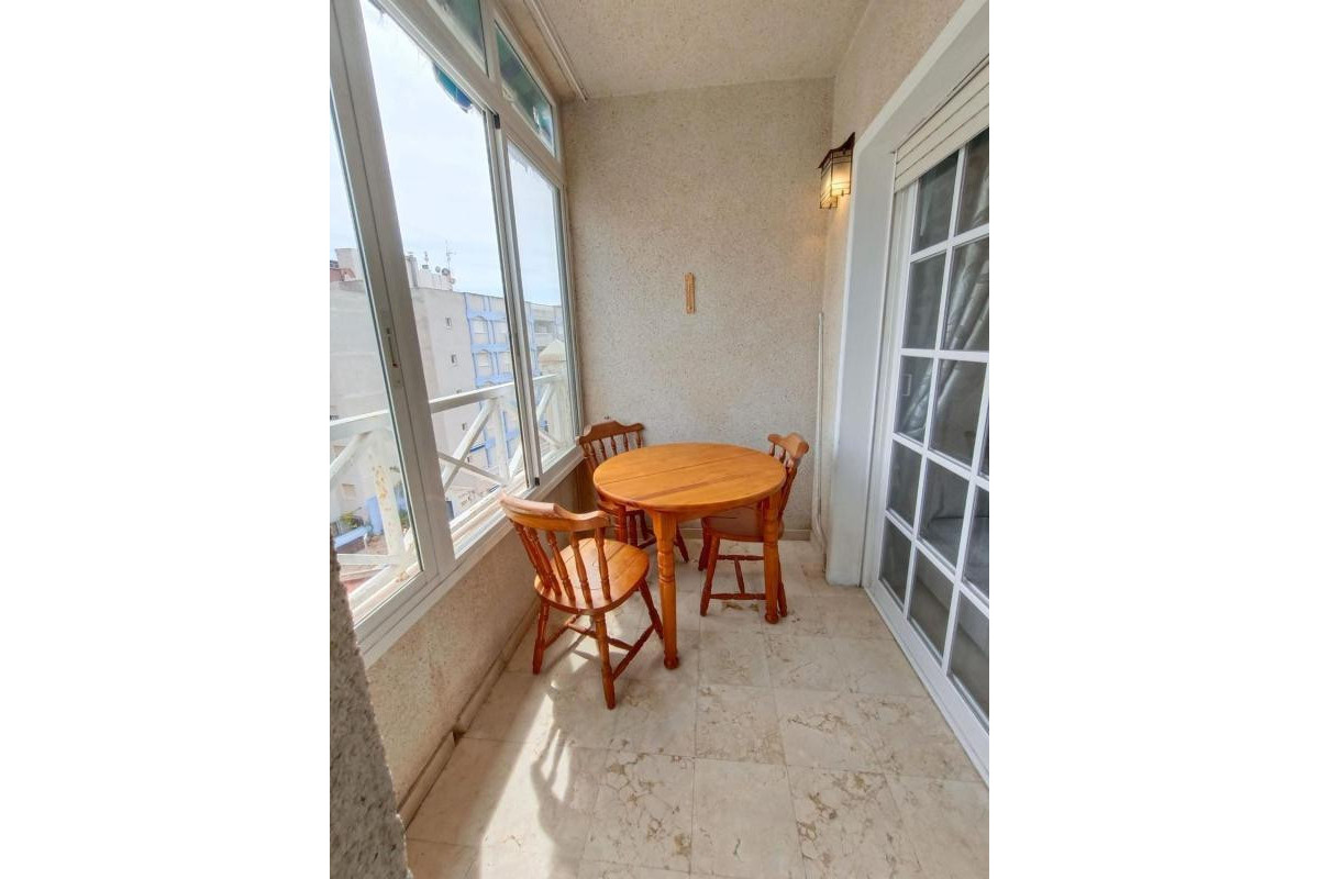 Resale - Apartment  - Torrevieja - torrevieja