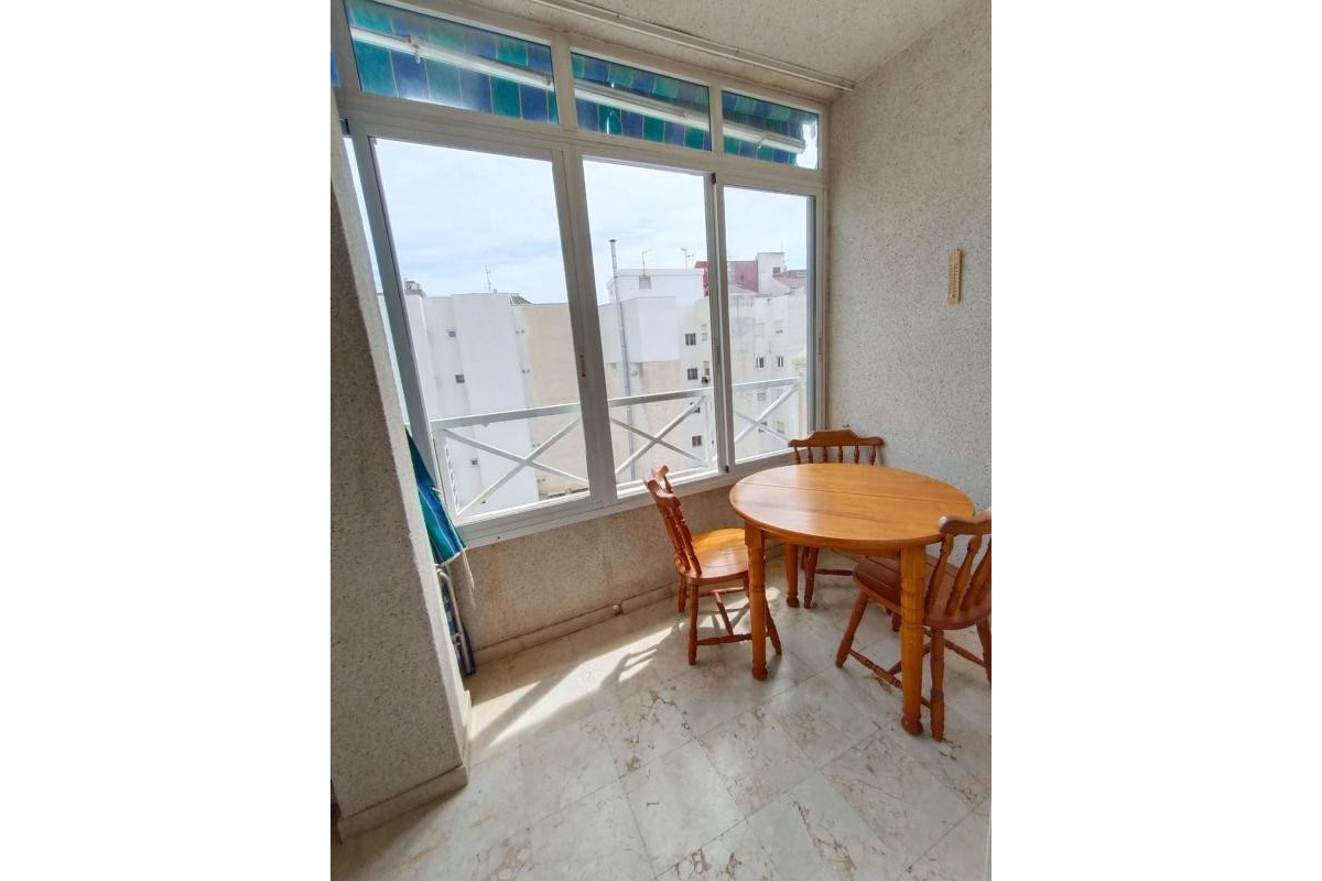 Resale - Apartment  - Torrevieja - torrevieja