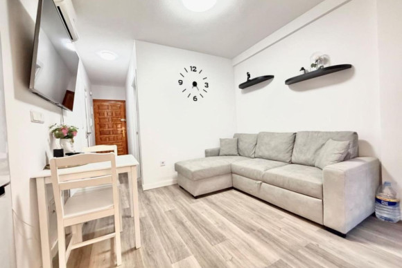 Resale - Apartment  - Torrevieja - torrevieja