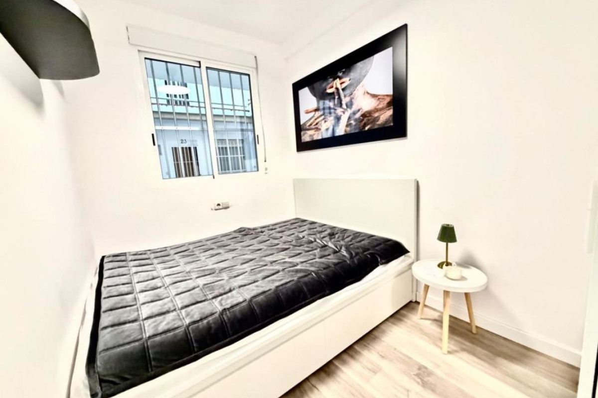Resale - Apartment  - Torrevieja - torrevieja