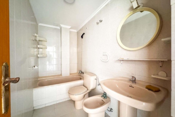 Resale - Apartment  - Torrevieja - torrevieja