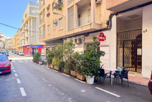Resale - Apartment  - Torrevieja - torrevieja