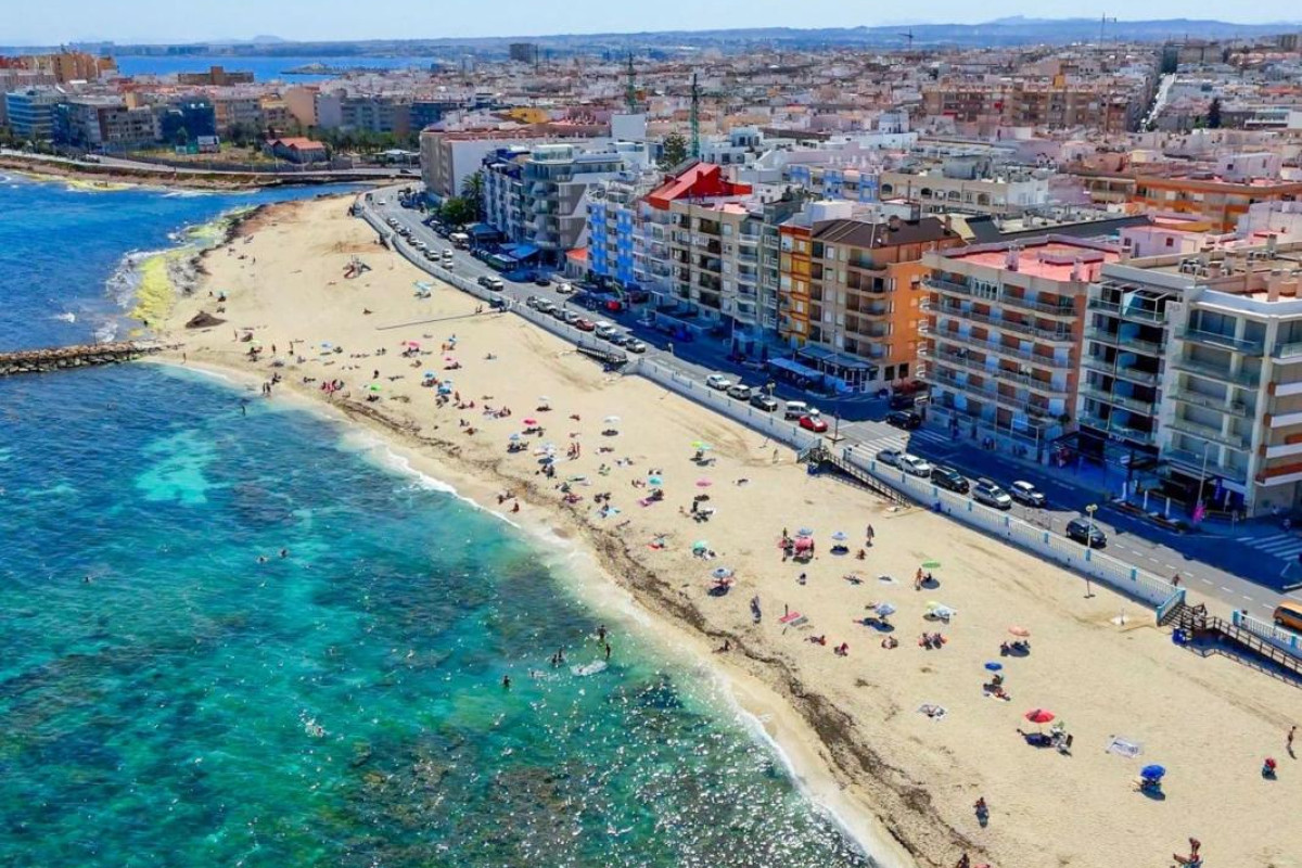 Resale - Apartment  - Torrevieja - torrevieja