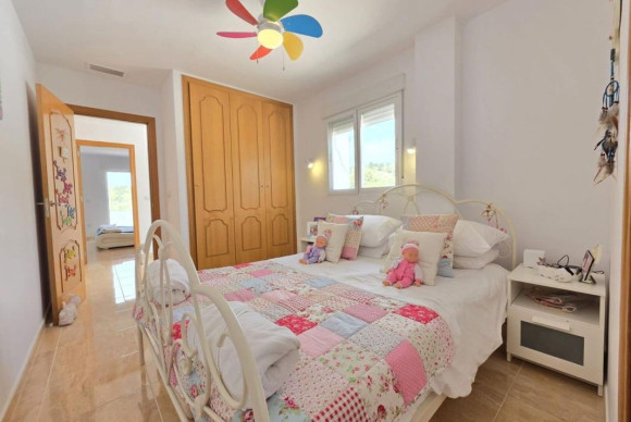 Resale - Villa - Pinoso