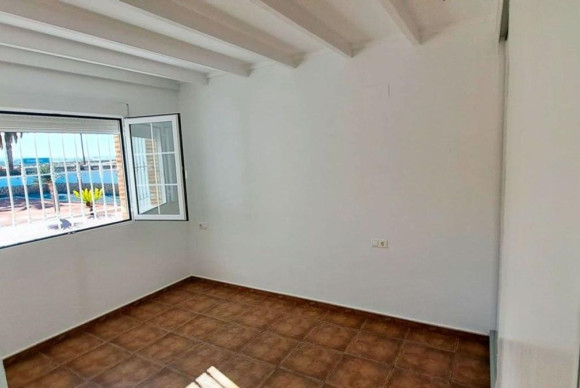 Resale - Villa - Catral