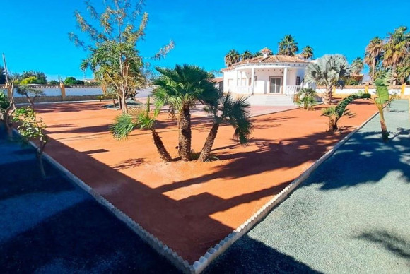 Resale - Villa - Catral