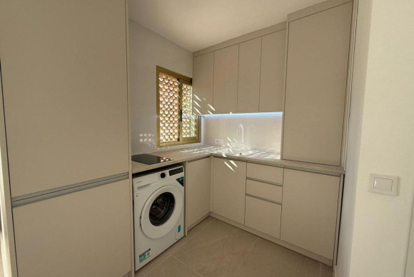 Resale - Apartment  - Benidorm