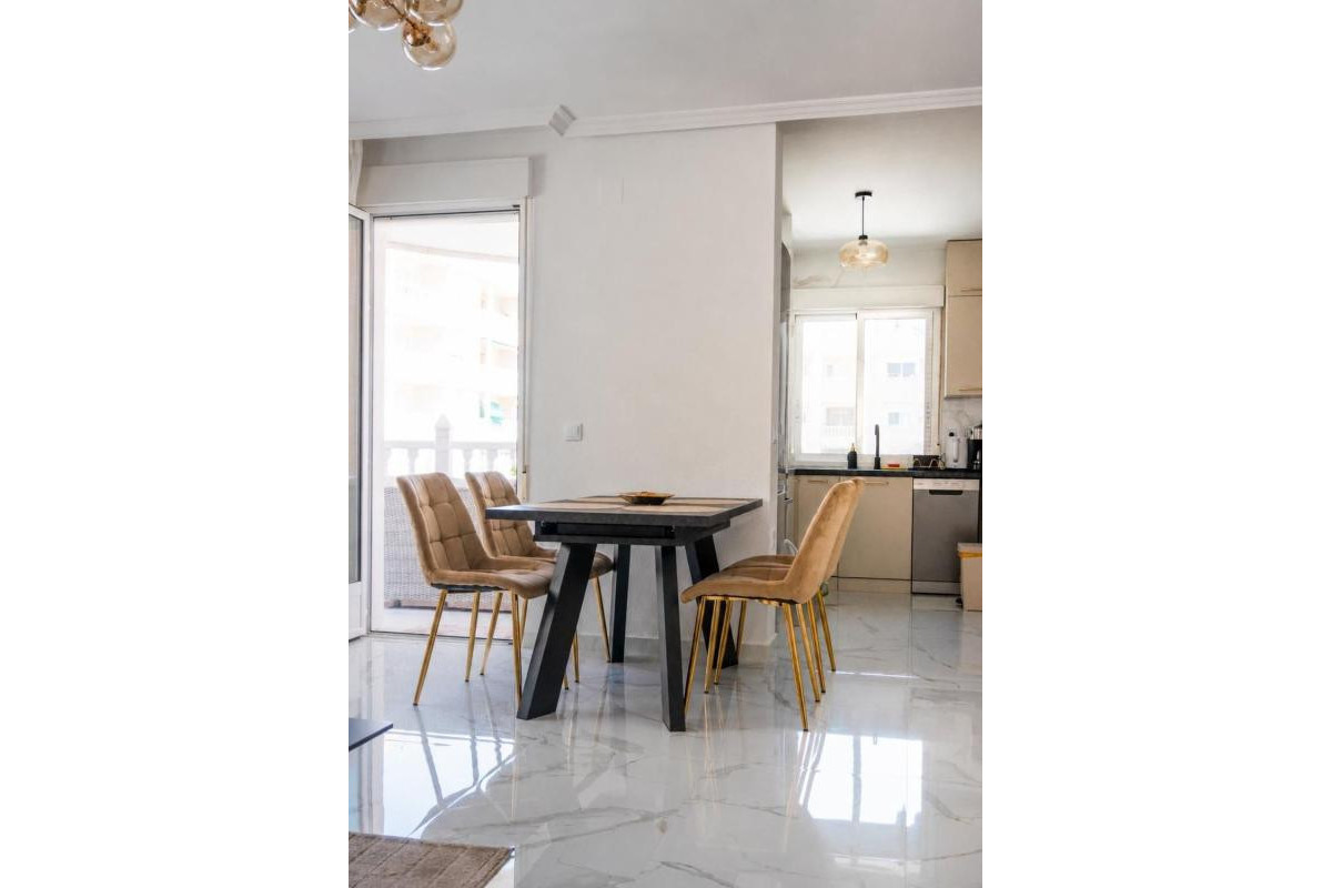 Herverkoop - Appartement  - Torrevieja - torrevieja