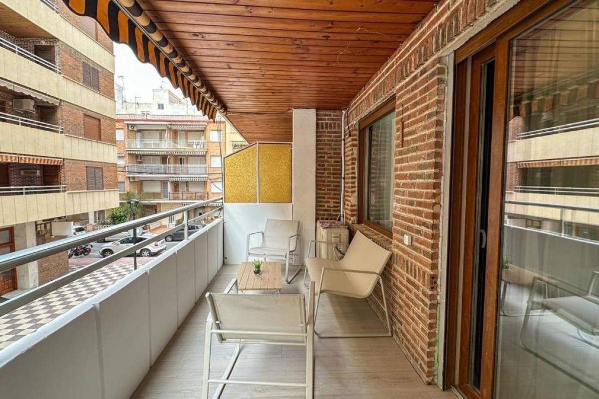 Reventa - Apartamento / piso - Almoradí