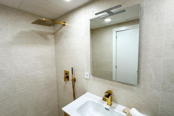 Reventa - Apartamento / piso - Almoradí