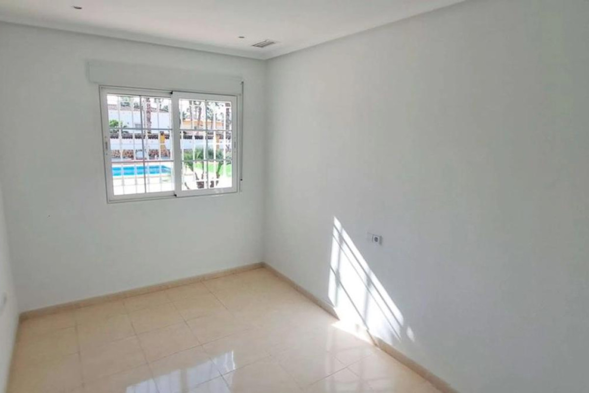 Revente - Villa - Catral