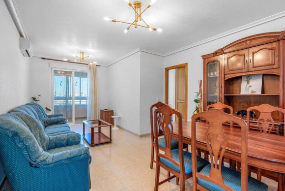 Herverkoop - Appartement  - Torrevieja - torrevieja