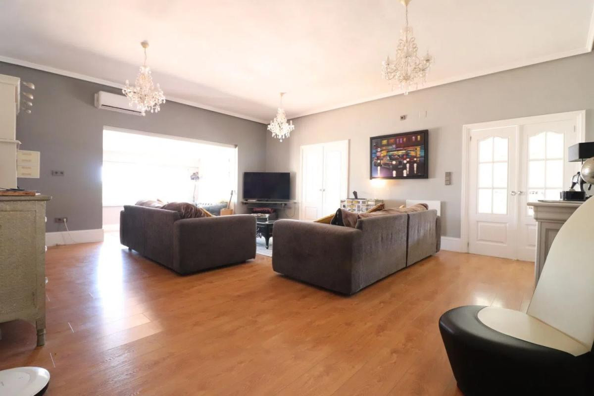 Resale - Villa - Almoradí