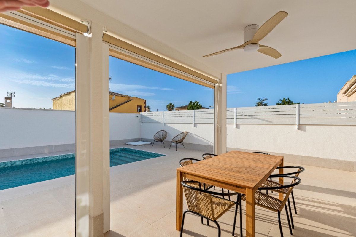 Herverkoop - Vrijstaande Villa - Torrevieja - El Chaparral
