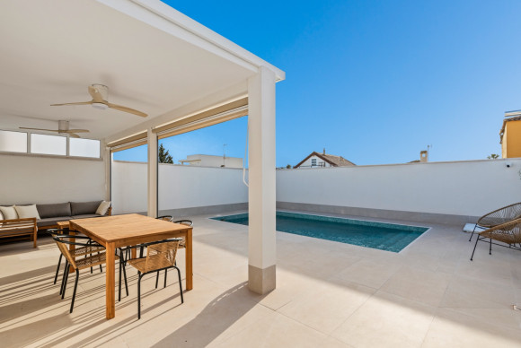 Herverkoop - Vrijstaande Villa - Torrevieja - El Chaparral