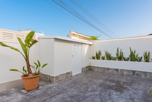 Herverkoop - Vrijstaande Villa - Torrevieja - El Chaparral