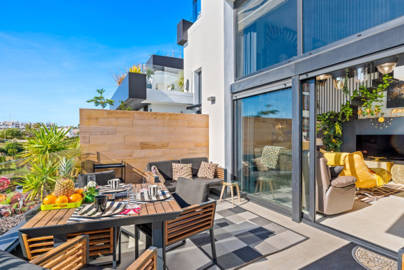 Reventa - Apartamento / piso - Orihuela Costa - Los Dolses