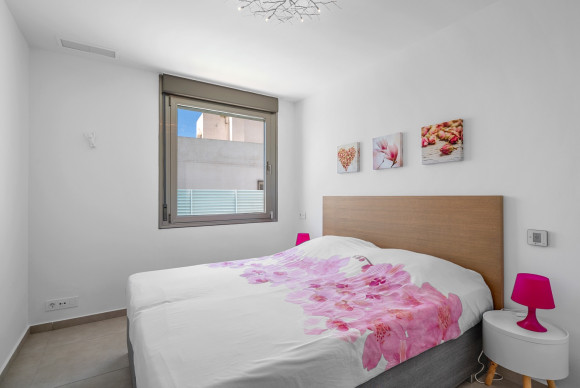 Reventa - Detached Villa - La Marina - La Marina - Urbanization
