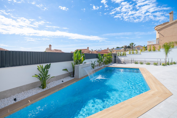 Herverkoop - Vrijstaande Villa - Ciudad Quesada - La Marquesa