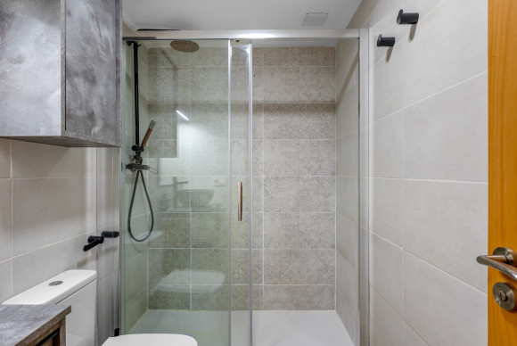 Herverkoop - Appartement  - Alicante - Carolinas Bajas