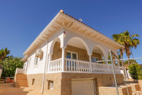 Herverkoop - Vrijstaande Villa - Ciudad Quesada - Ciudad Quesada - Town