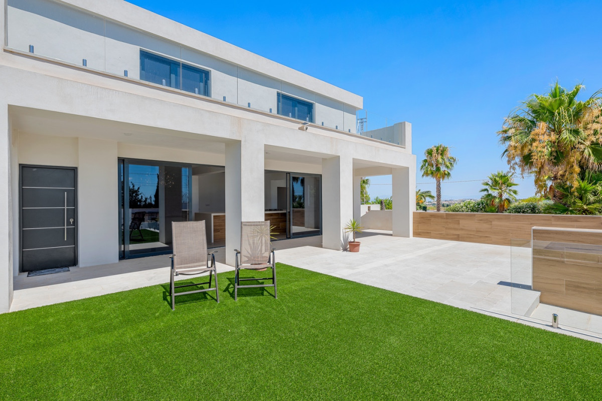 Herverkoop - Landelijke woning - Los Montesinos - La Herrada